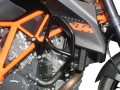 KTM_1290_Super_Duke_R_B1.jpg