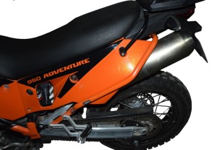 Padací rám HEED pro KTM 950 / 990 Adventure (2002-2012) - oranžový zadní