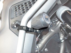 Držáky pro montáž světla Triumph Tiger 1200, model A9830208 na padací rám 